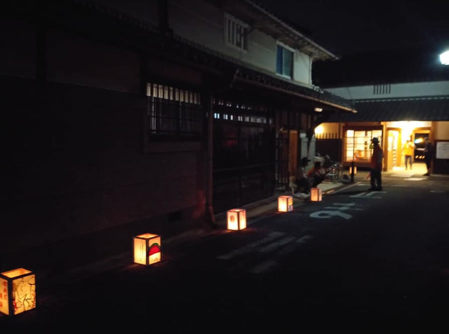 寺内町 灯路