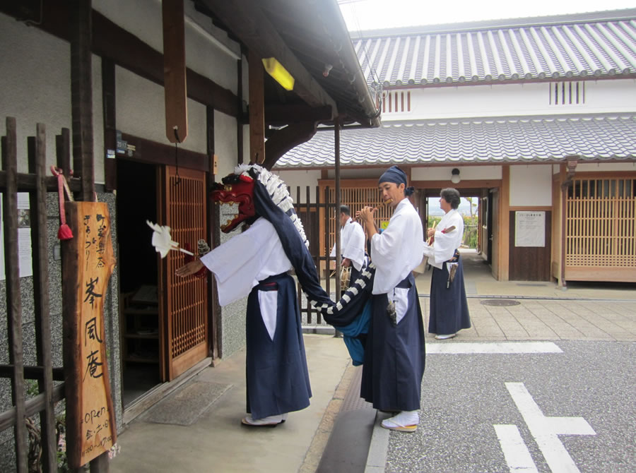 寺内町 伊勢神楽がやってくる